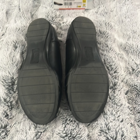 Black Soul Naturalizer size 8M Woman’s Flats - Picture 3 of 3